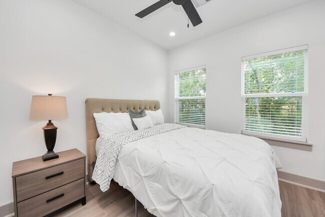 Building Photo - 5309 Kindred Gdn Ln