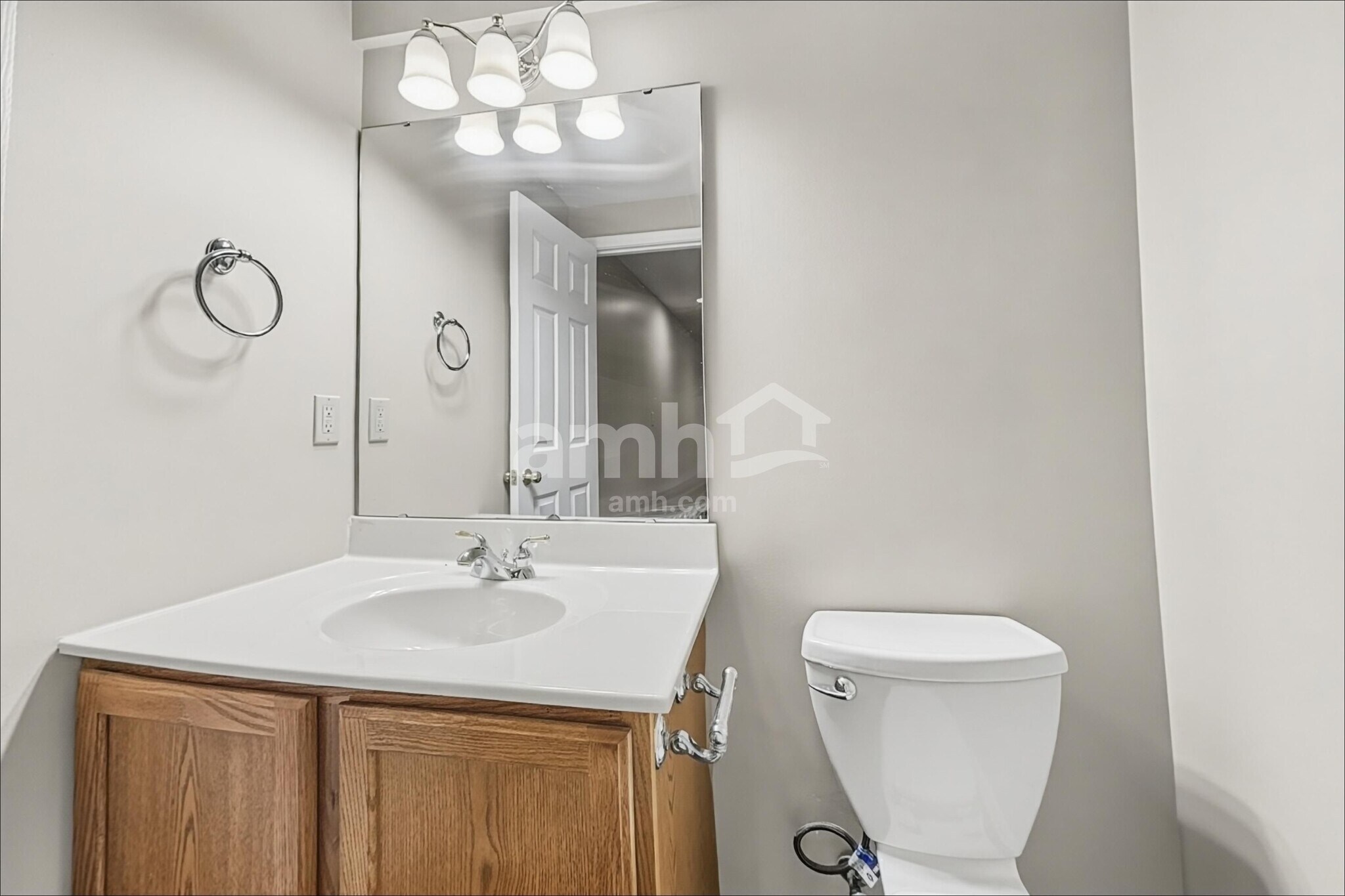 Building Photo - 2626 Sterling Ter
