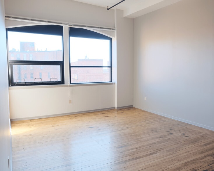 Living Room Area - Water Street Commons