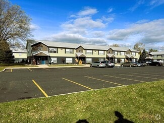 Building Photo - Emerald Pointe Apartments