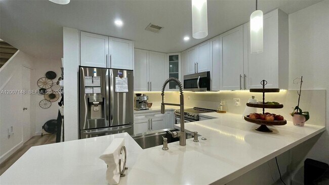 Building Photo - 1149 NW 126th Pl