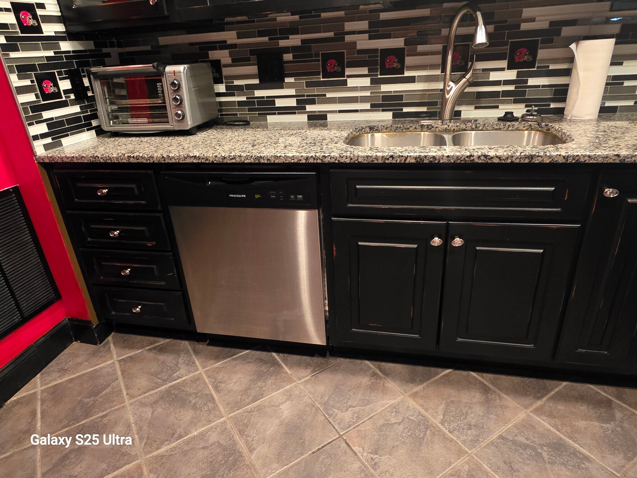 Kitchen w new dishwasher - 1410 Lamont Cir