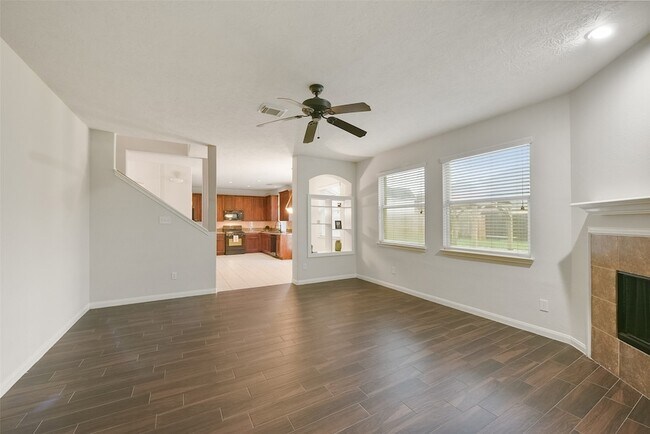 Building Photo - 7514 Boxwood Ridge Ln