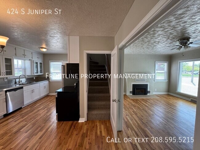 Building Photo - 424 S Juniper St