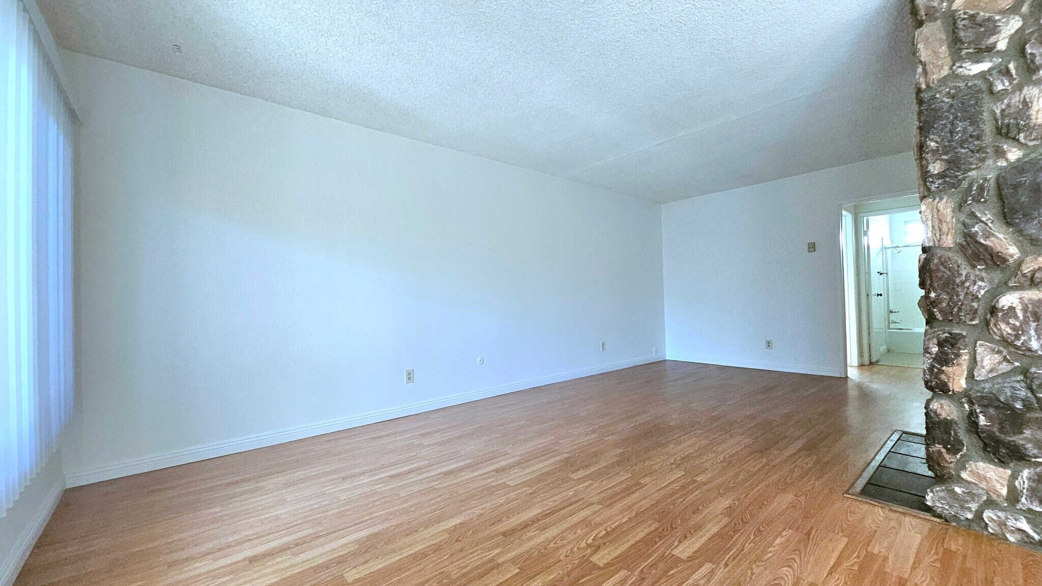 Building Photo - 3838 Keystone Ave