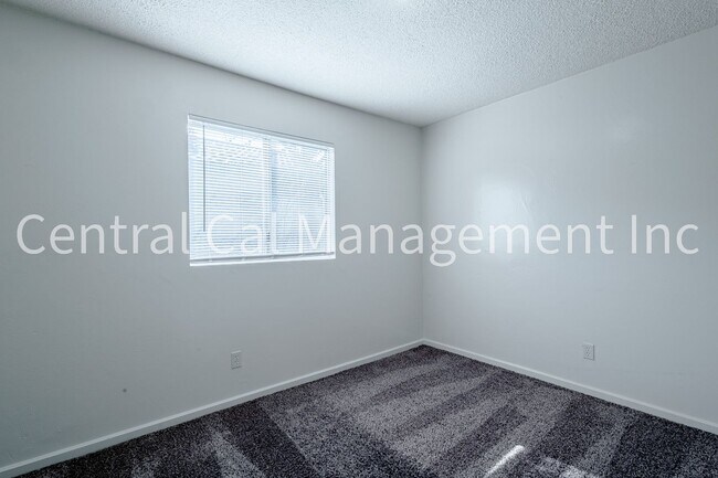 Building Photo - 808 Pershing St