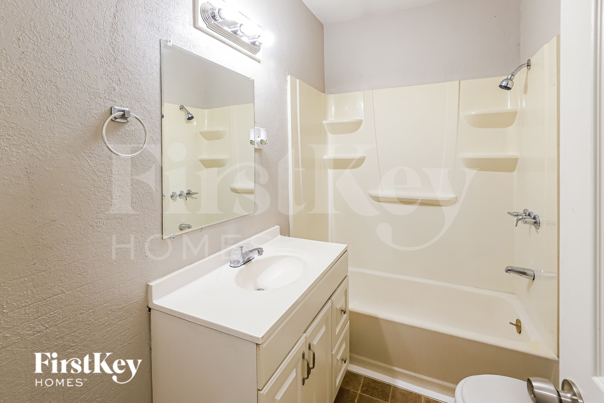 Building Photo - 2507 Quincy St