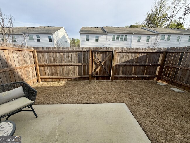 Building Photo - 1874 Aron Ln