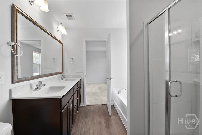 Building Photo - 106 Brookline Dr