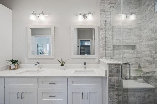 Building Photo - 3703 Tower View Ct