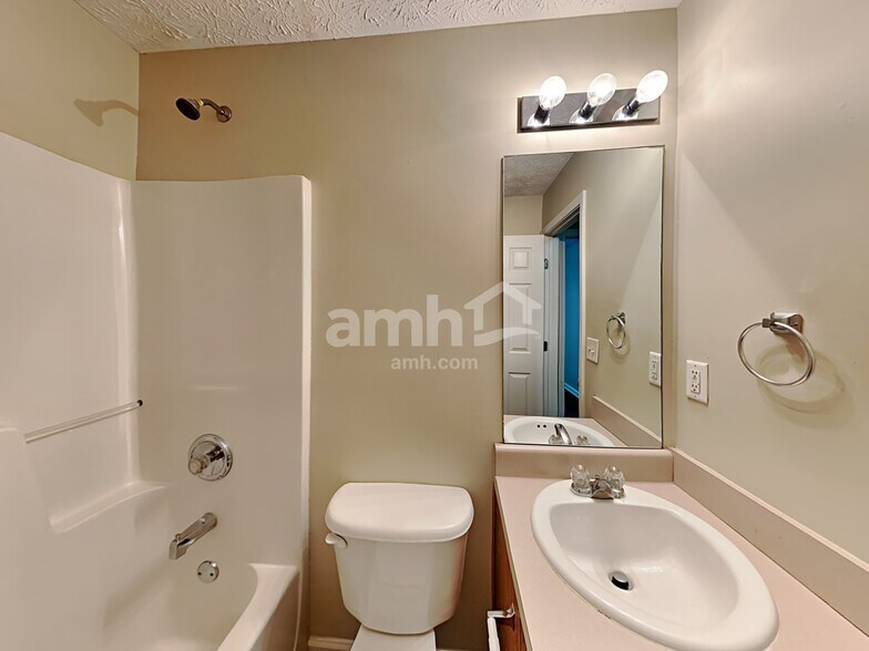 Building Photo - 1137 Baileys Ct
