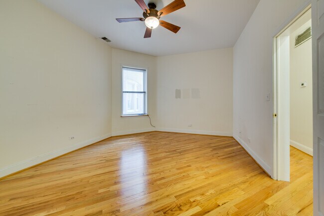 Building Photo - 5207 S Blackstone Ave