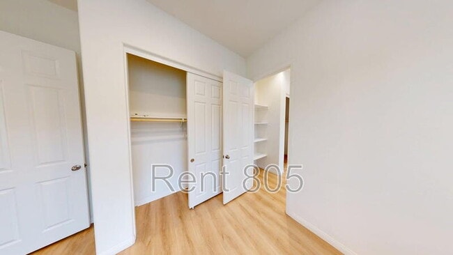 Building Photo - 525 Eureka Dr