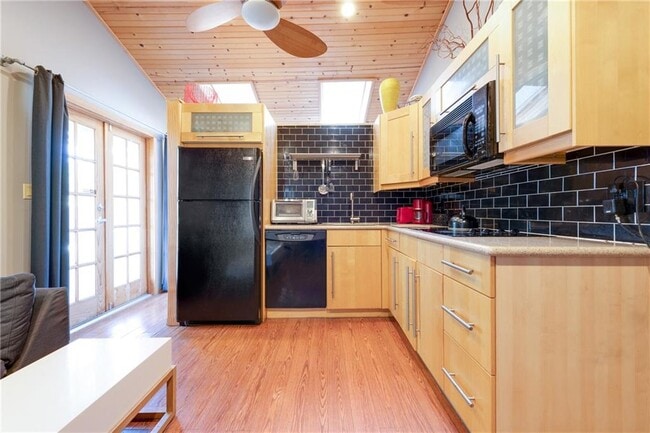 Building Photo - 5500 Westminster Dr