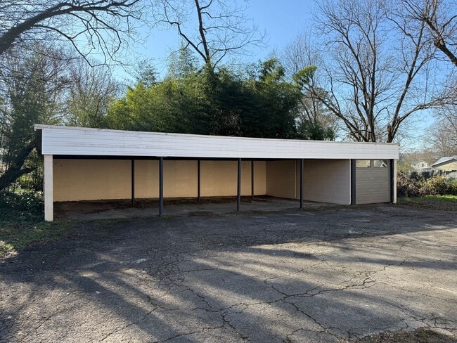 Building Photo - Apartment Home for Rent in Scottsboro, AL!!