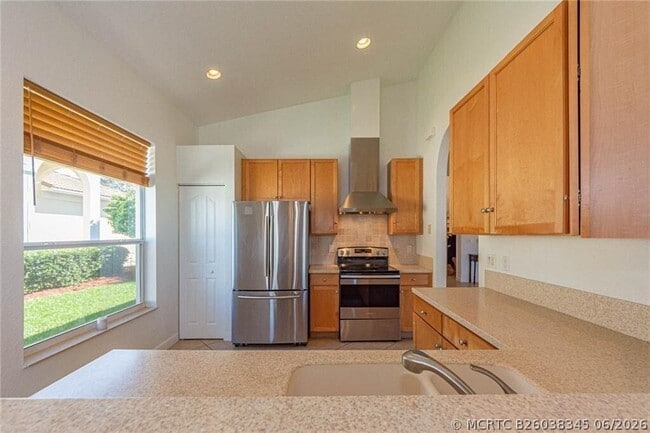 Building Photo - 6112 Santa Margarito Dr