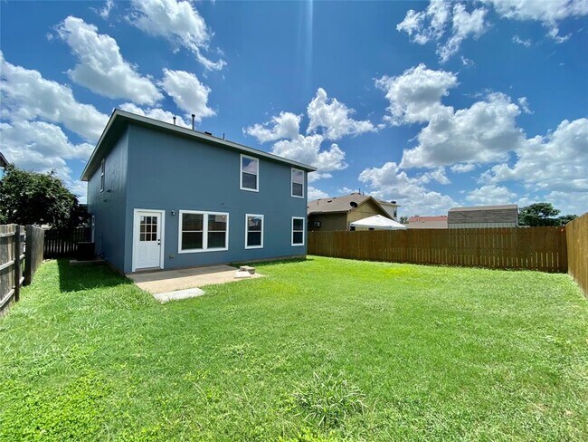 Building Photo - 6608 Ferrystone Pass