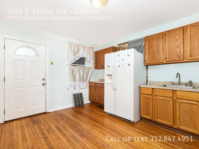 Building Photo - 2628 S Kedzie Ave