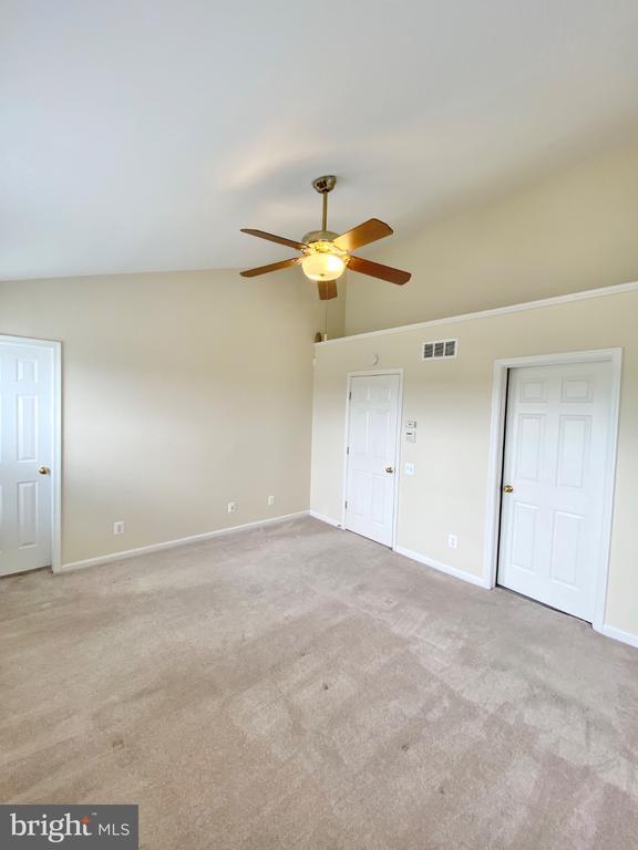 Building Photo - 81 Arell Ct
