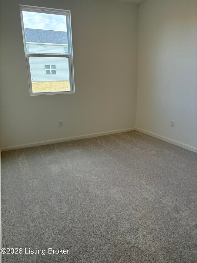 Building Photo - 2015 Lyndon Green Cir