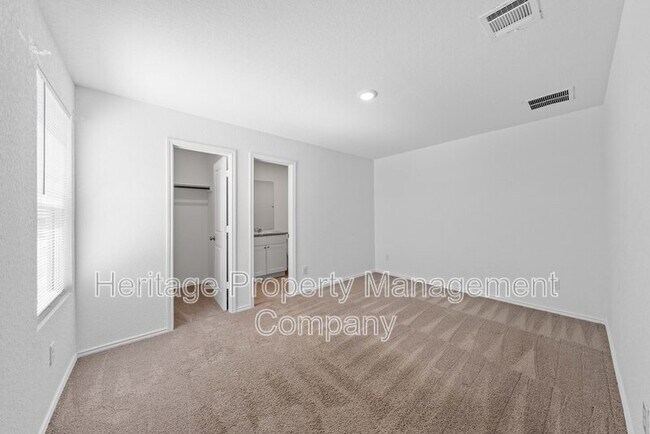 Building Photo - 4284 Thalweg Way