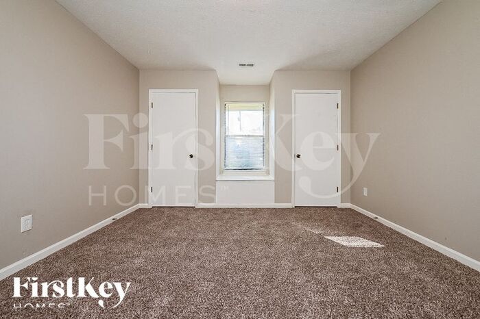 Building Photo - 765 Fieldstone Dr