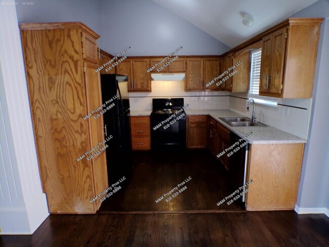 Building Photo - 7024 N Winchester Ave