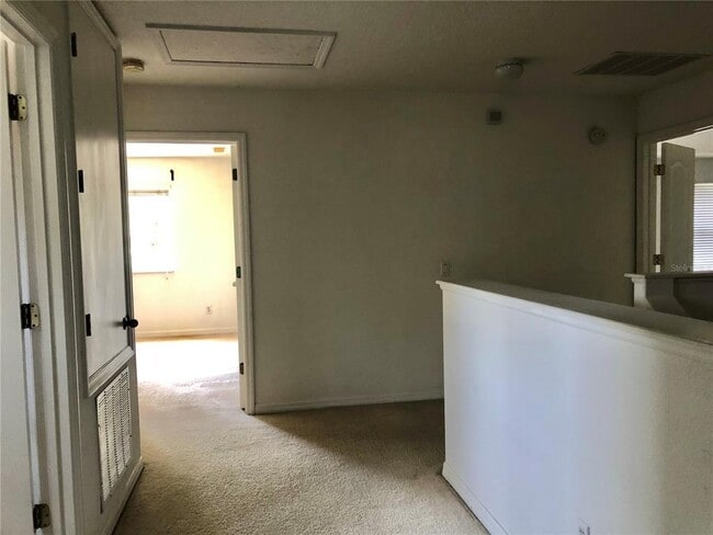 Building Photo - 1000 Araminta St