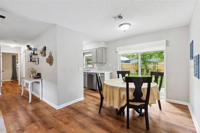 Building Photo - 1228 SW 75th Dr