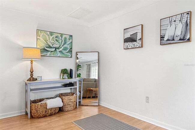 Building Photo - 6190 36th Ave N