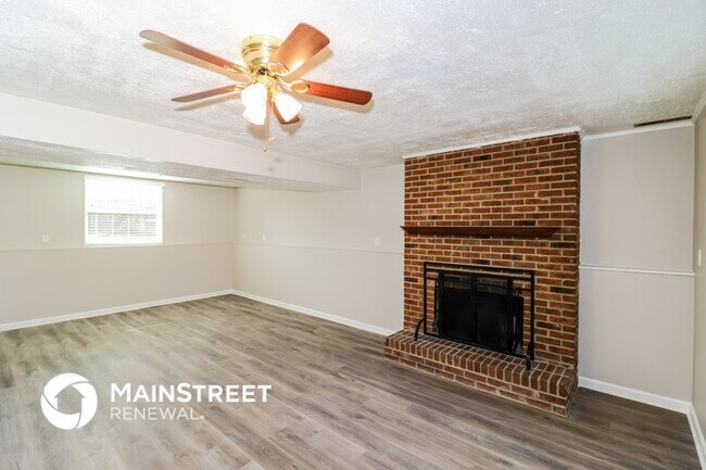 Building Photo - 7083 Centralia Rd