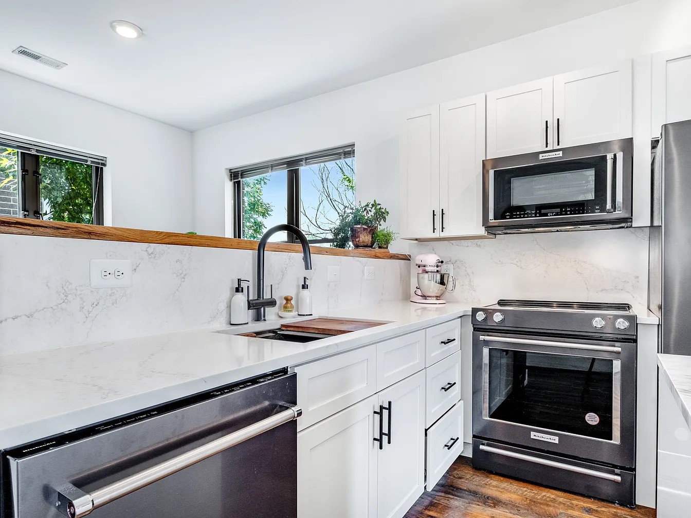 Kitchen - 1225 4th Ave S