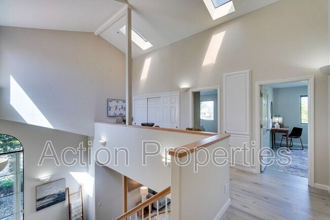 Building Photo - 20233 Joseph Cir