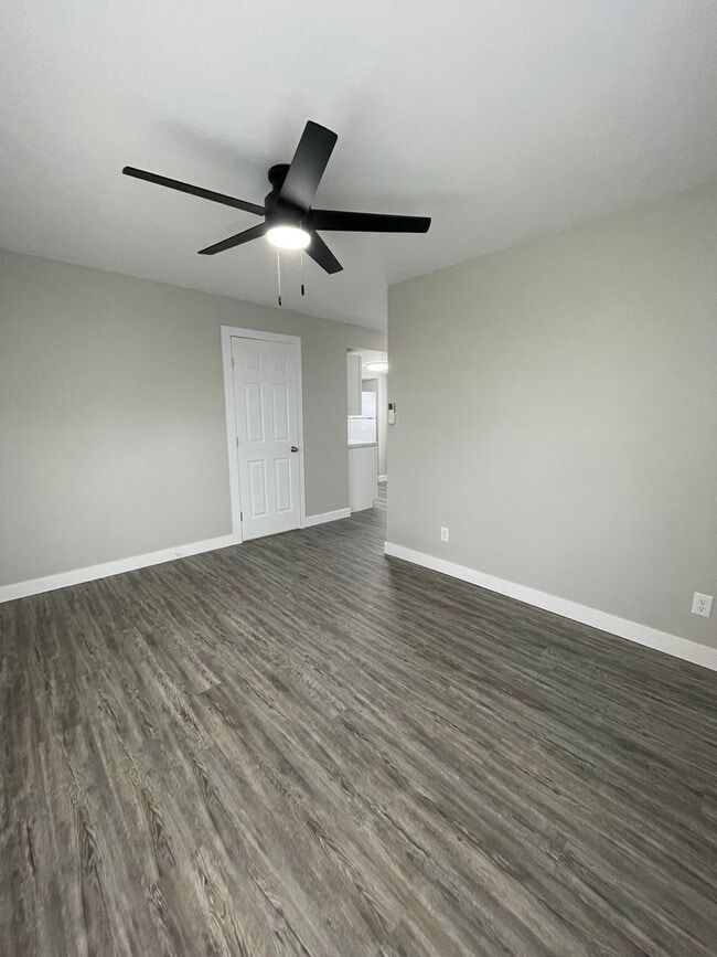 Building Photo - 2415 N 19th St