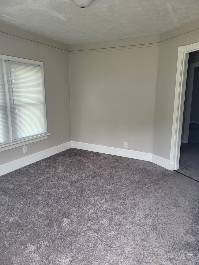 Building Photo - 1213 Wilmington Hwy