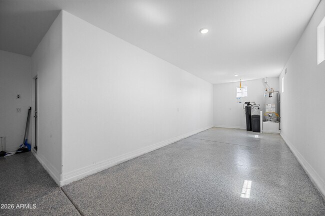Building Photo - 23043 E Rosa Rd