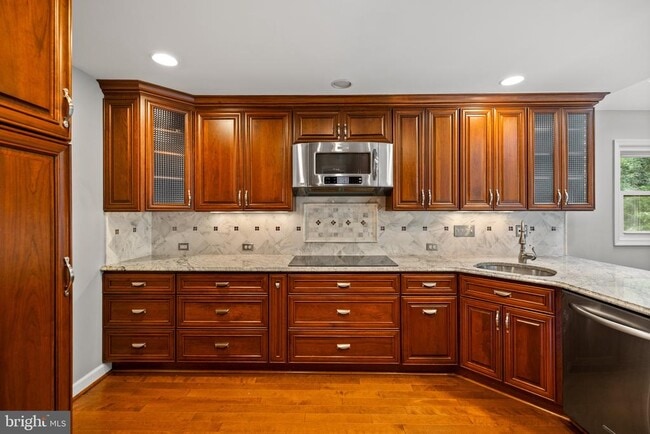 Building Photo - 12608 Yardarm Pl
