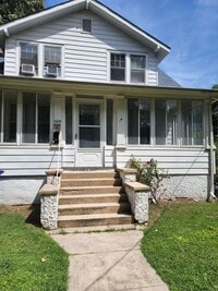 Building Photo - 3634 Kentucky Ave