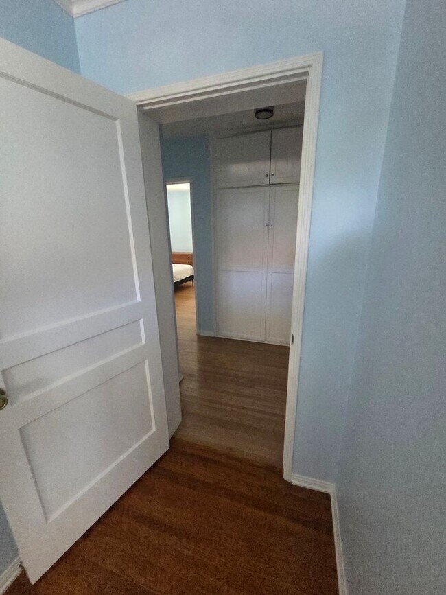 Building Photo - 1501 Edris Dr