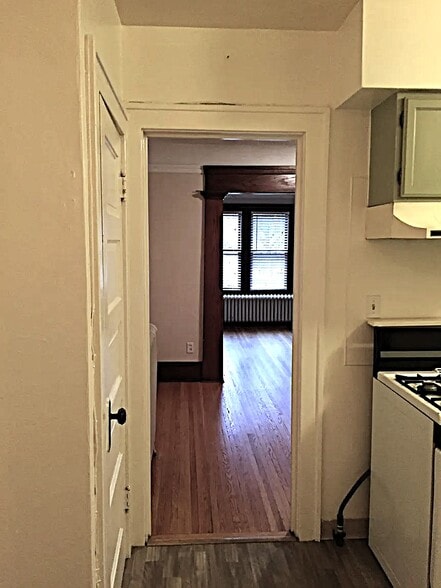 Building Photo - 1088 Dayton Ave