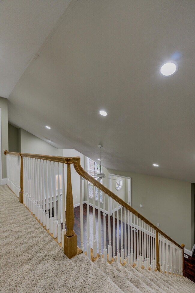 Building Photo - 2612 Face Rock Ct