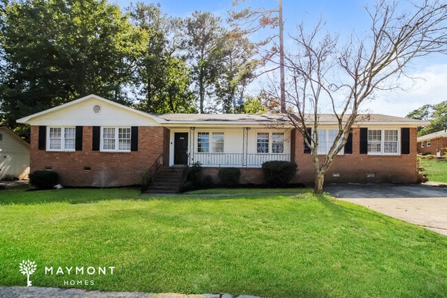 Building Photo - 2104 Hillbeck Dr