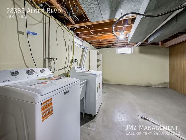 Building Photo - 28385 Alger St