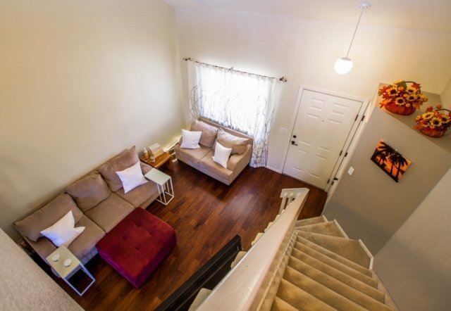 Building Photo - Large & Modern 2BR/2.5BA Home in Cherry Creek School District! AVAIL 02/15