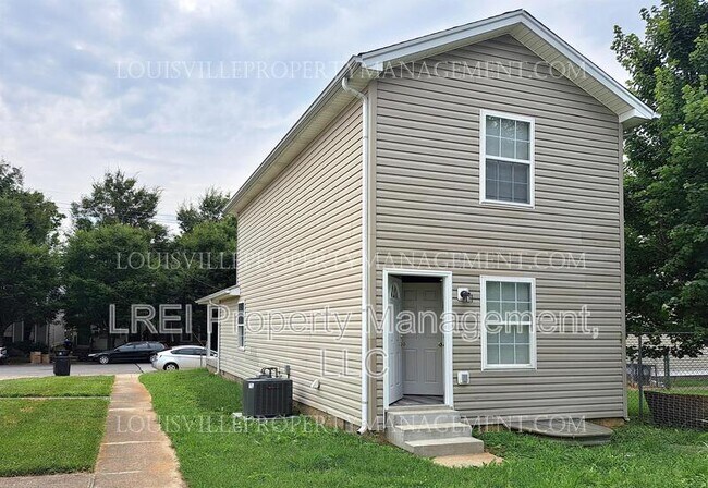 Building Photo - 420 S Wenzel St