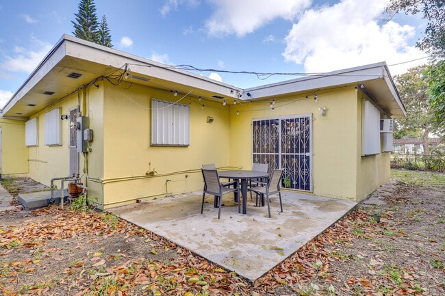 Building Photo - 3960 NW 189th Terrace