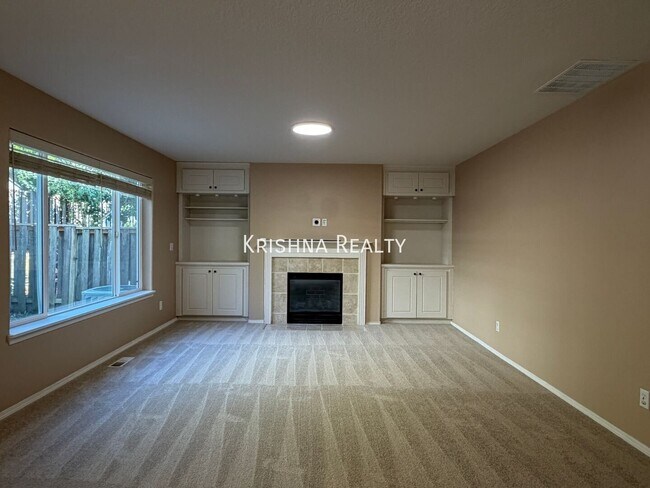 Building Photo - 16729 NW Oak Creek Dr