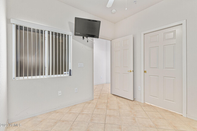 Building Photo - 6535 E Superstition Springs Blvd