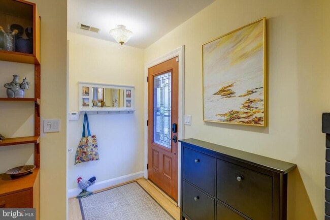 Building Photo - 4504 Highland Ave