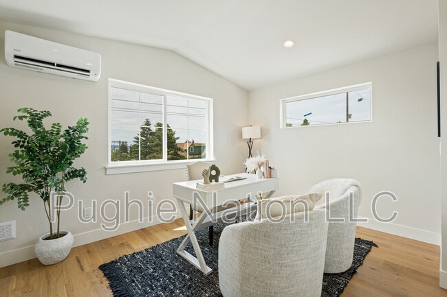 Building Photo - 4142 3rd Ave NW